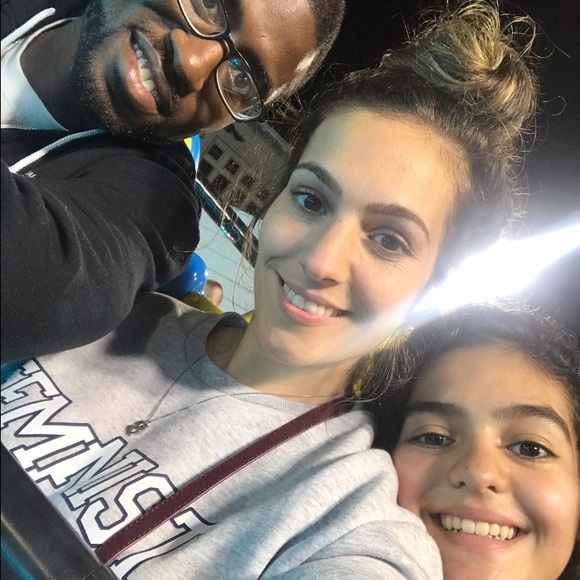 Meet your Posher, Gina - Picture 2 of 3